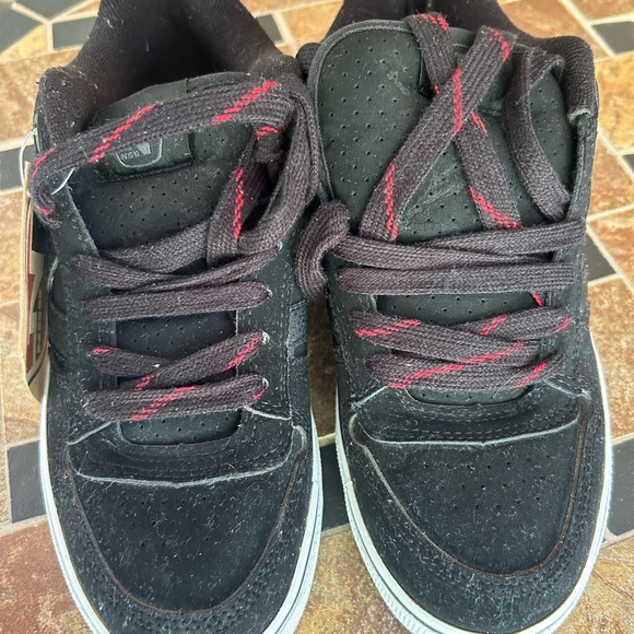 NSS Black & red NSS skater sneakers men's size 8 - Picture 9 of 13